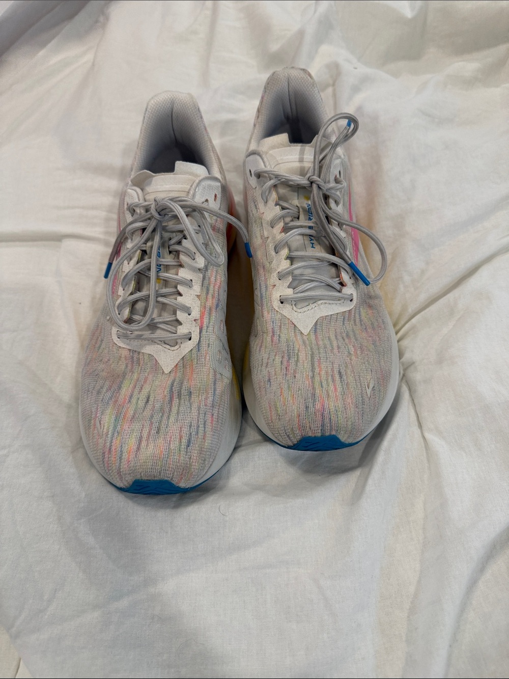 Brooks White Multicolor Athletic Running Shoes
